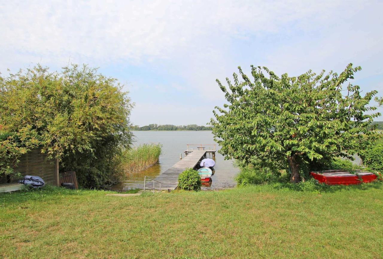 Ferienwohnungen Direkt Am Woblitzsee See 9780 Below Dış mekan fotoğraf